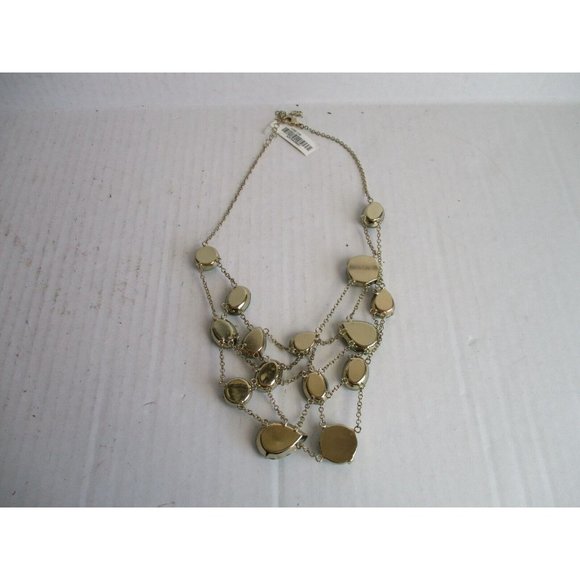 *Cascading Bib of Faux Jade Colored Gems on Silver Web Chain Lobster Clasp - Picture 4 of 4